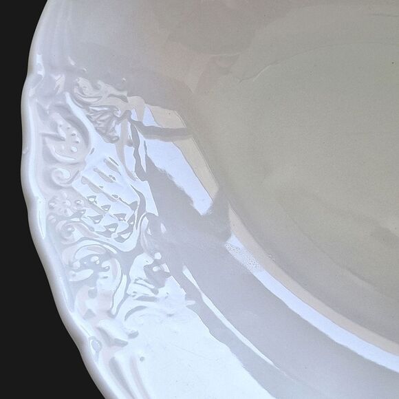 Johnson Brothers Richmond White Oval Serving Bowl 9" Vegetable Bowl England - Picture 4 of 15
